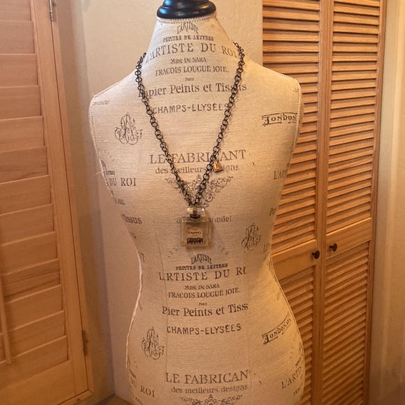 Necklace… - Picture 2 of 5